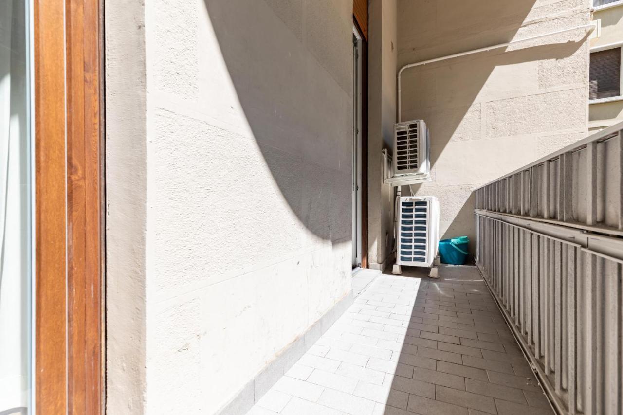 Minerva - 1 Bedroom Apartment Two Steps From Milano Centrale Luaran gambar